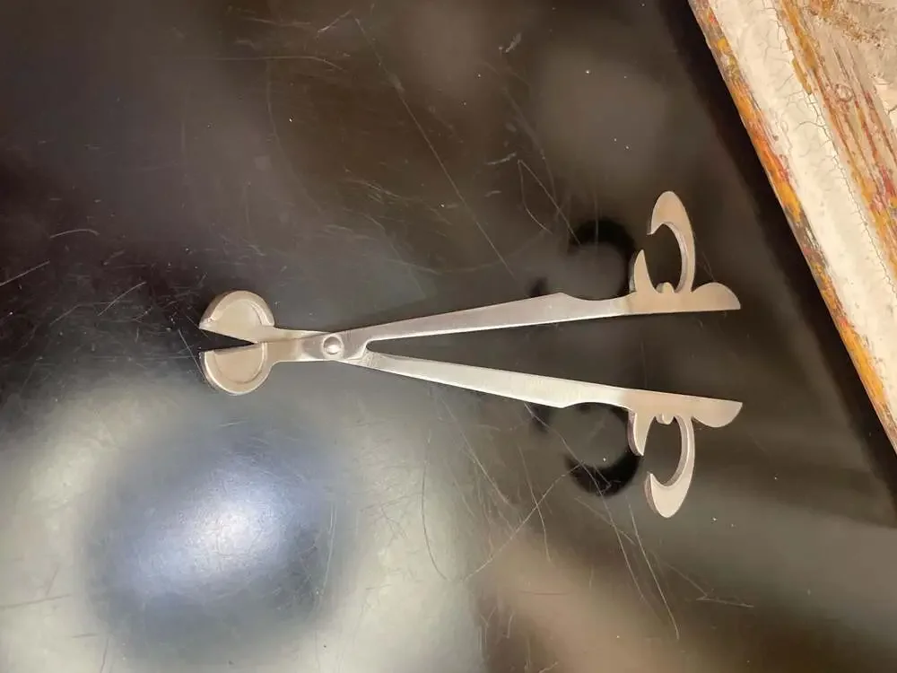 Wickman Fleur de Lis Stainless Steel Candle Wick Trimmer